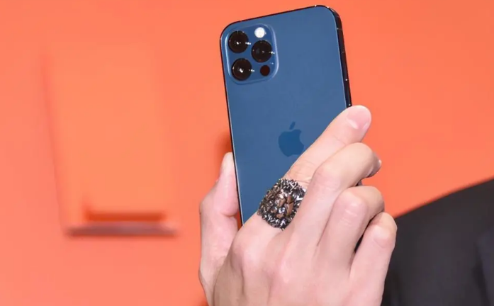 龙岩苹果手机维修分享iPhone12系列重启方法教程 