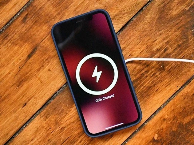 龙岩苹果手机维修分享iPhone 12可以随便充电吗 